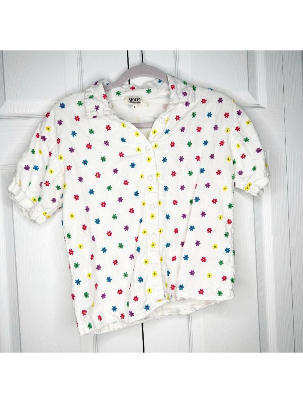 All Things Mochi Nora White Floral Embroidered Shirt Women's Size Small S
